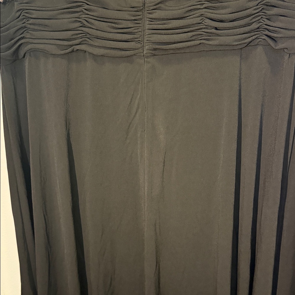 DressBarn Collection Elegant Black Lace Evening Dress - Picture 12 of 14